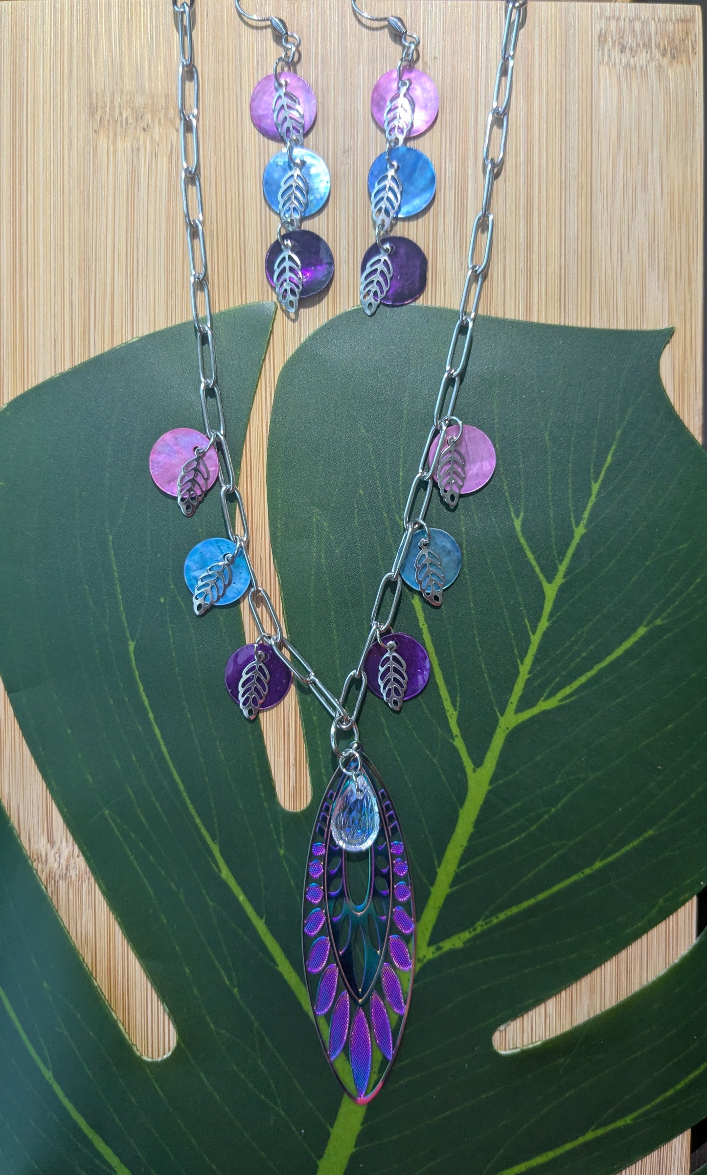 Chain necklace and earring set