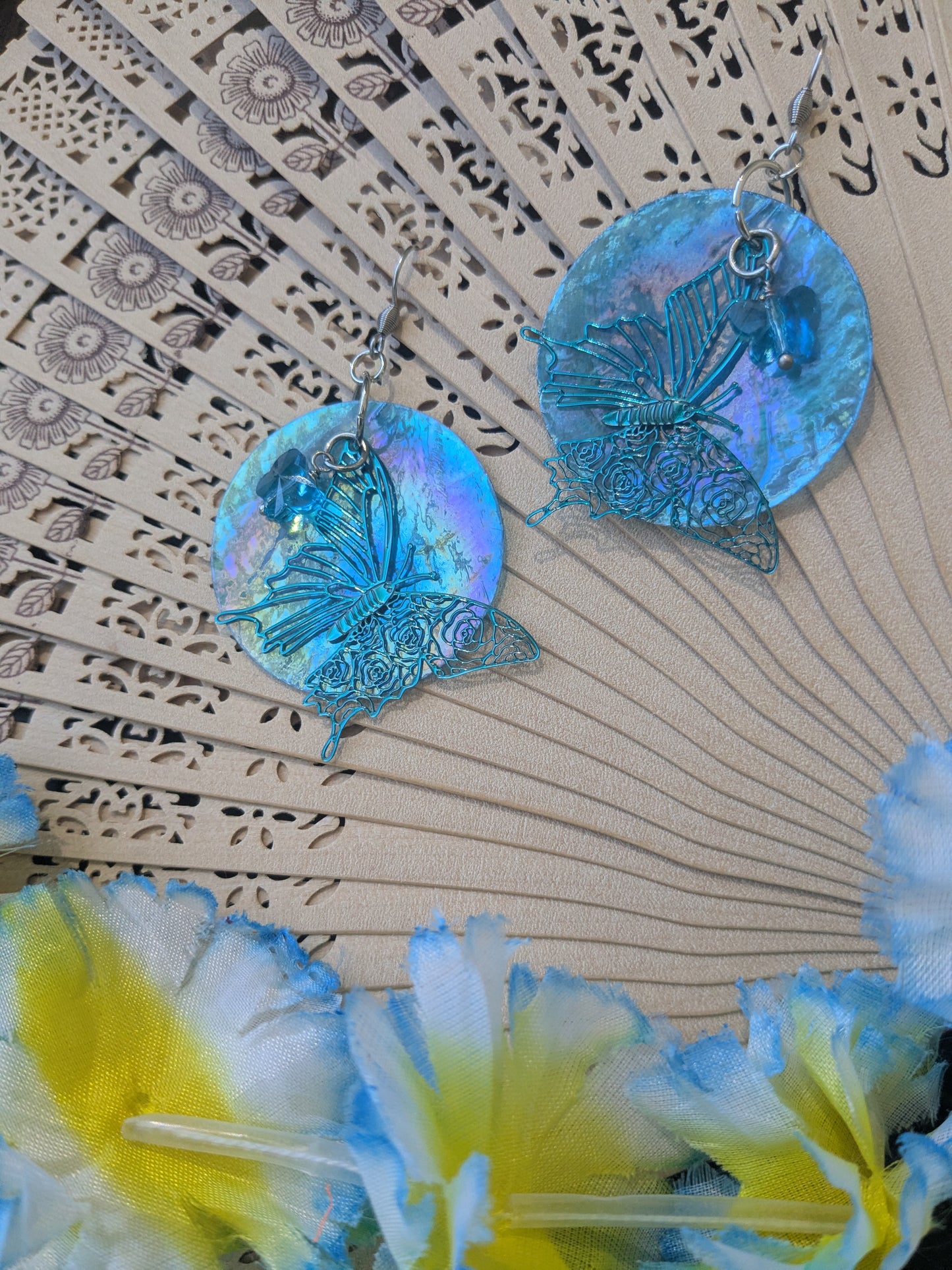 2 colors - Earring with shell and pendant