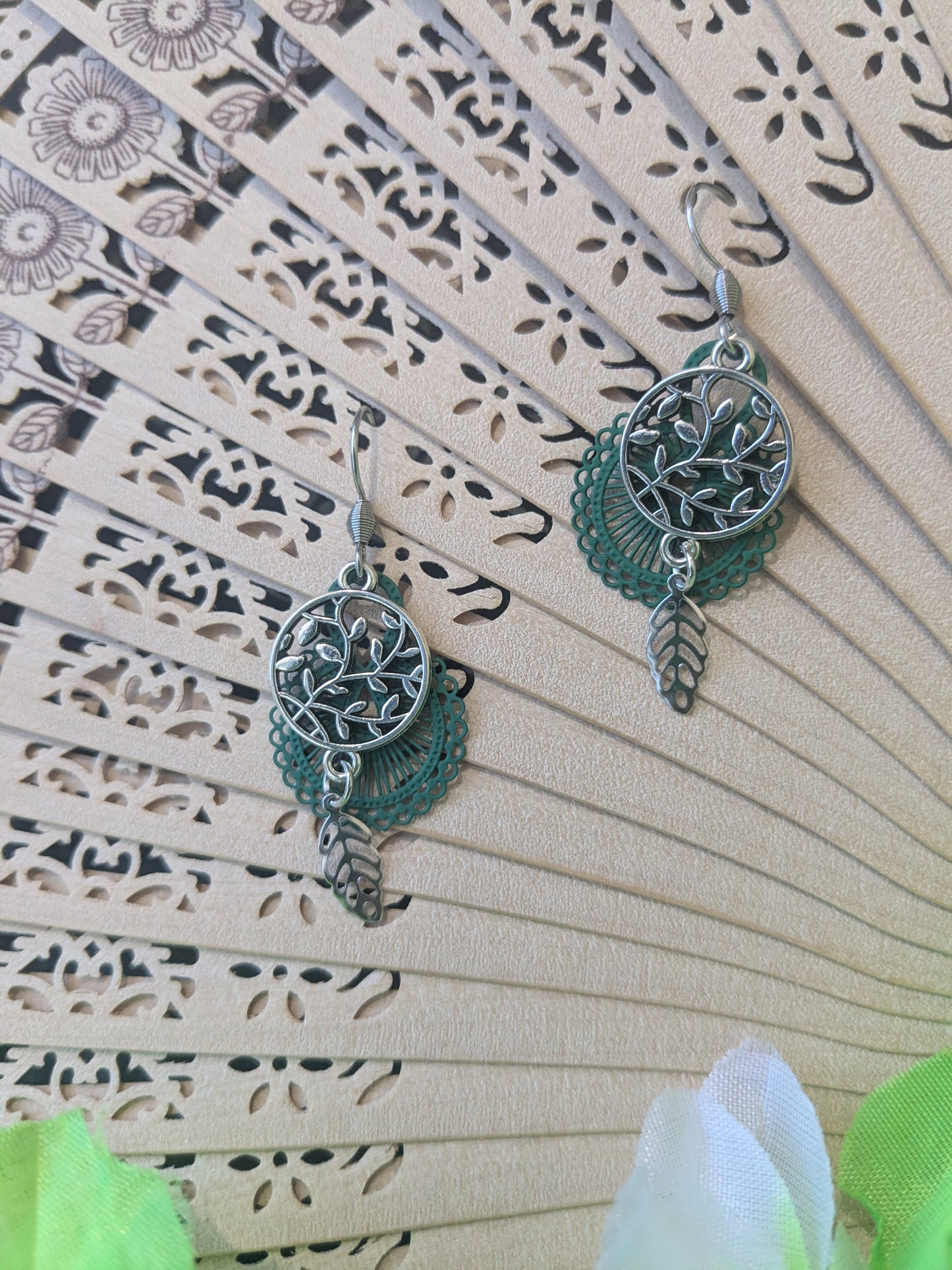 Earring with pendant