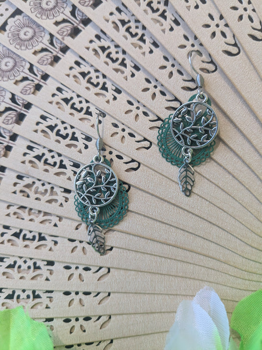 Earring with pendant