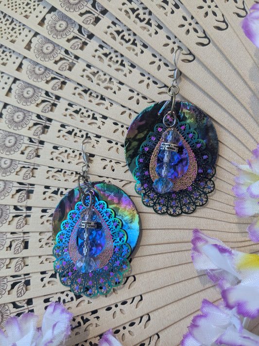 Earring with beads and pendant