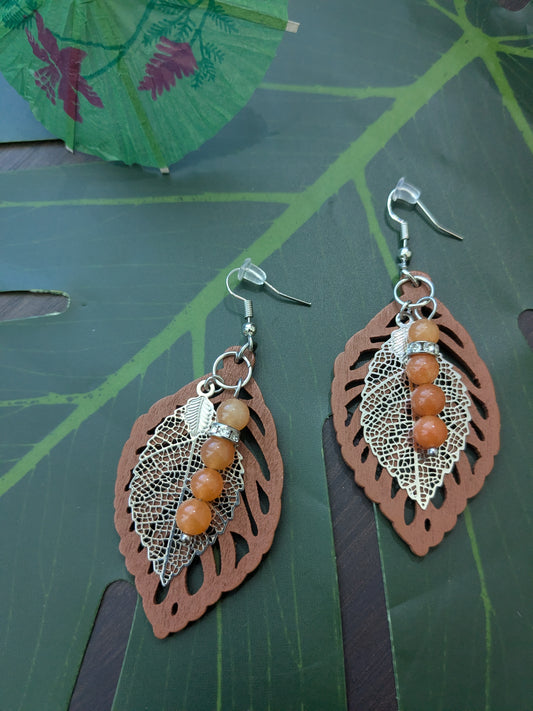 Earring with beads and pendant