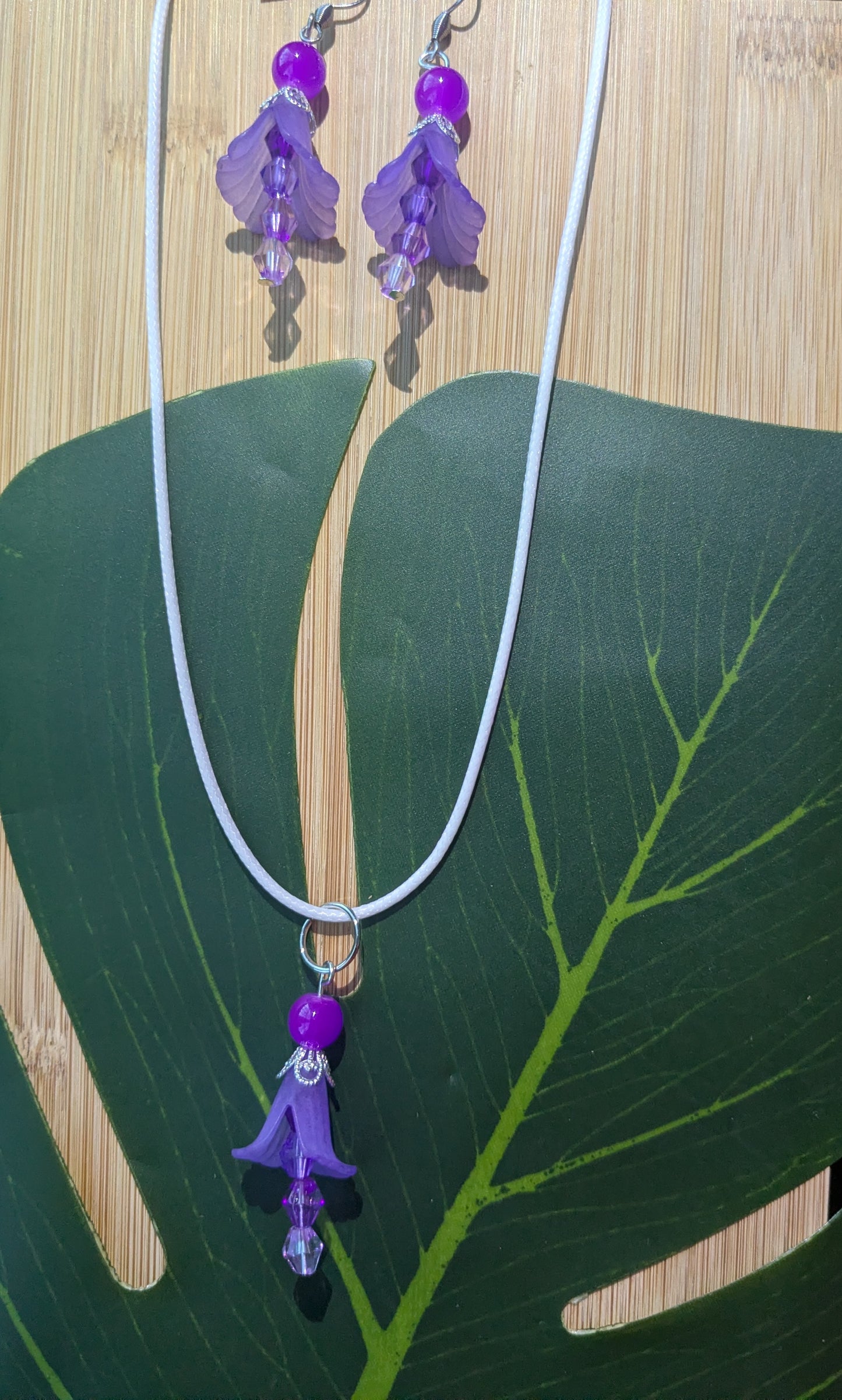 Leather necklace and earring set