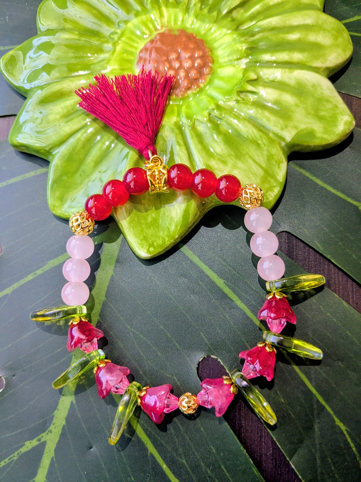 Beaded flower bracelet