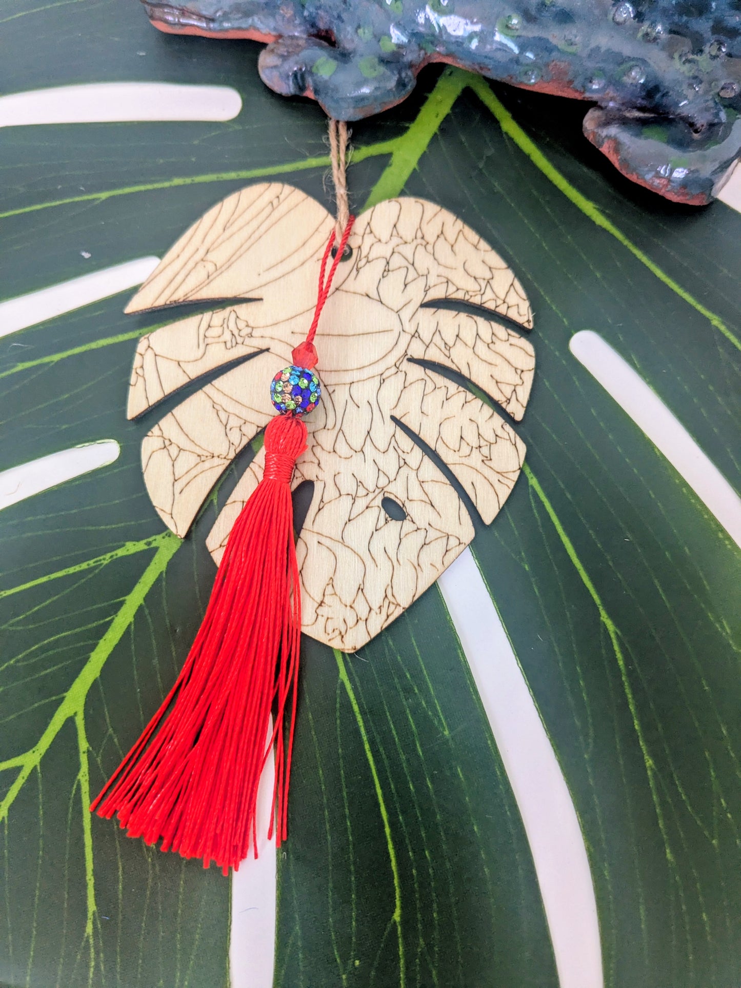 19 colors - Wooden air freshner with tassel and beads