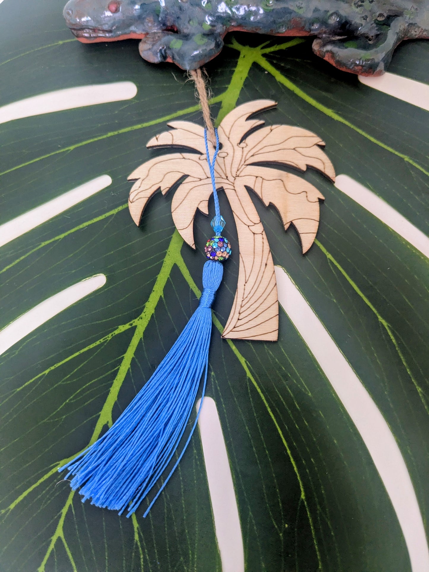 19 colors - Wooden air freshener with tassel and beads