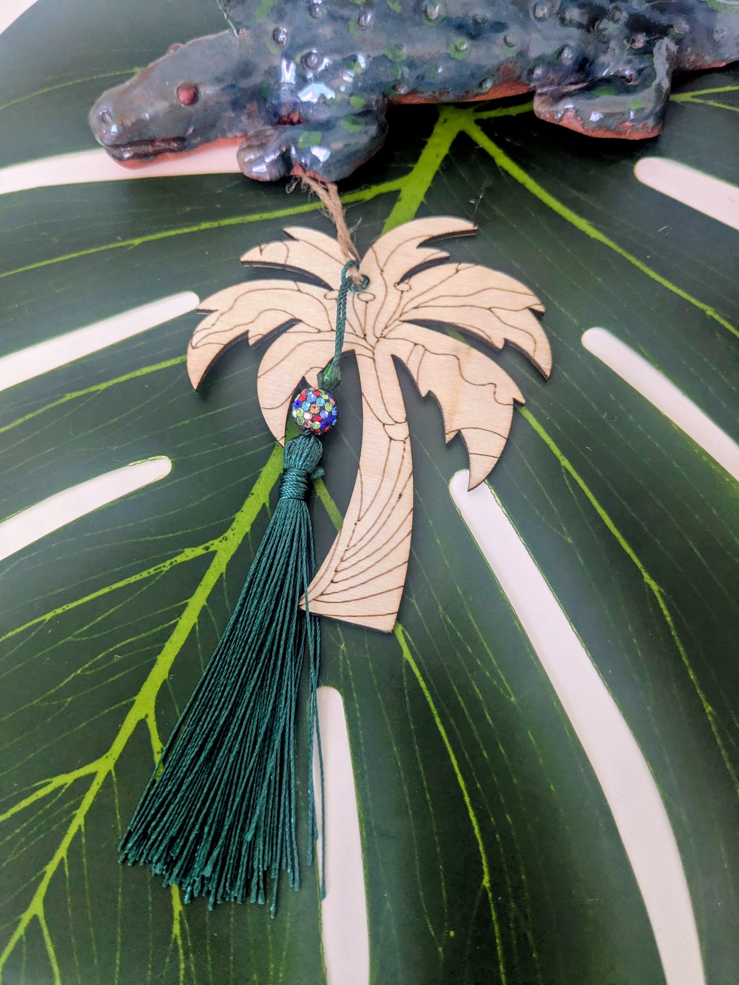 19 colors - Wooden air freshener with tassel and beads