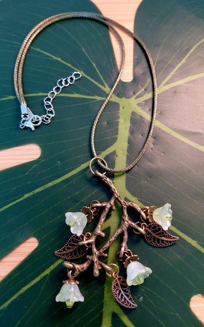 10 colors - Leather necklace with floral pendant