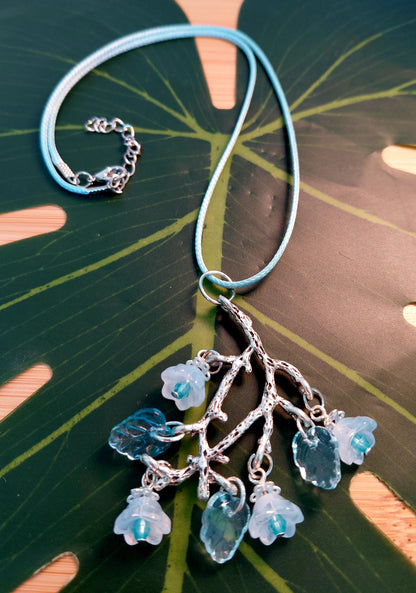 10 colors - Leather necklace with floral pendant