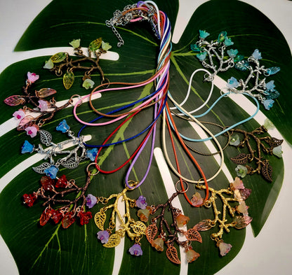 10 colors - Leather necklace with floral pendant